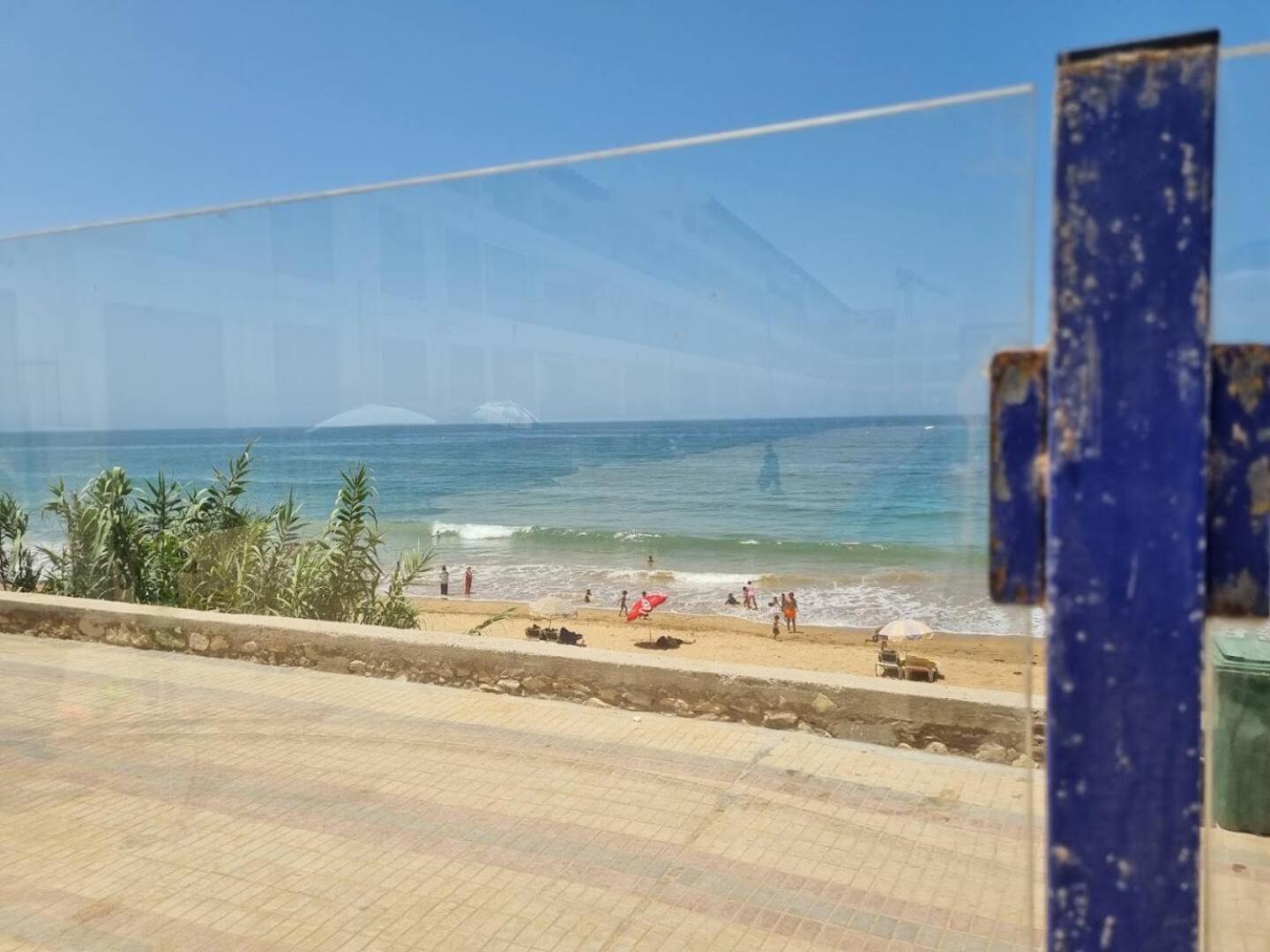En Bord De Avec Piscine Vue Imprenable *